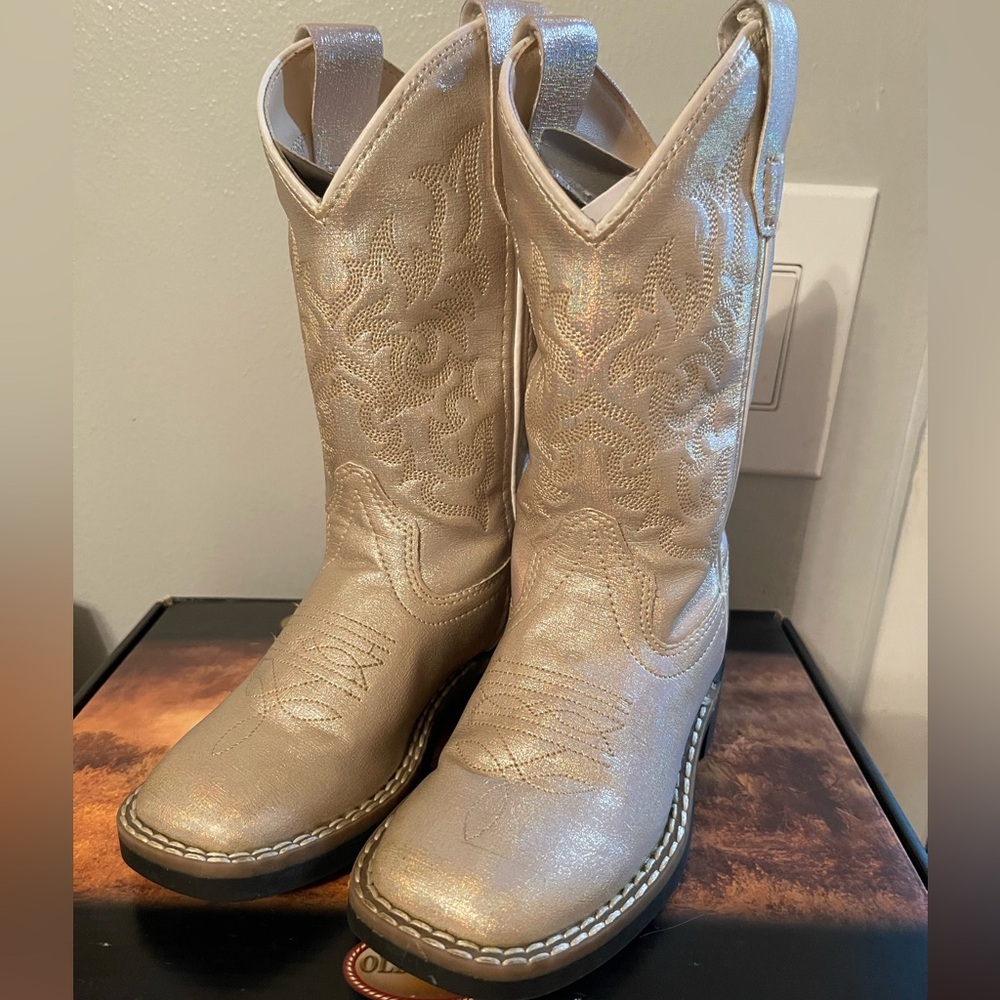 Old West ~ Pearl/Metallic  Square Toe Leather Cowboy Boots ~ Girls 8.5D